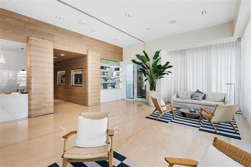 401 N Birch Road, Unit TH7, Fort Lauderdale, FL 33304 Photo