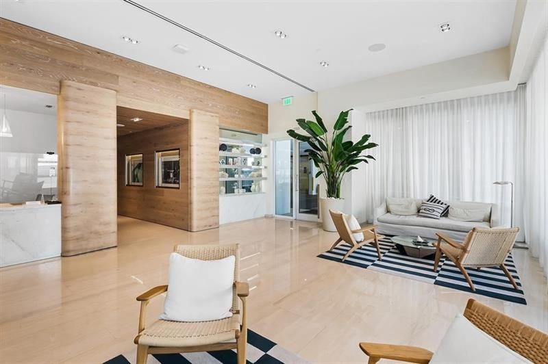 401 N Birch Road, Unit TH7, Fort Lauderdale, FL 33304 Photo