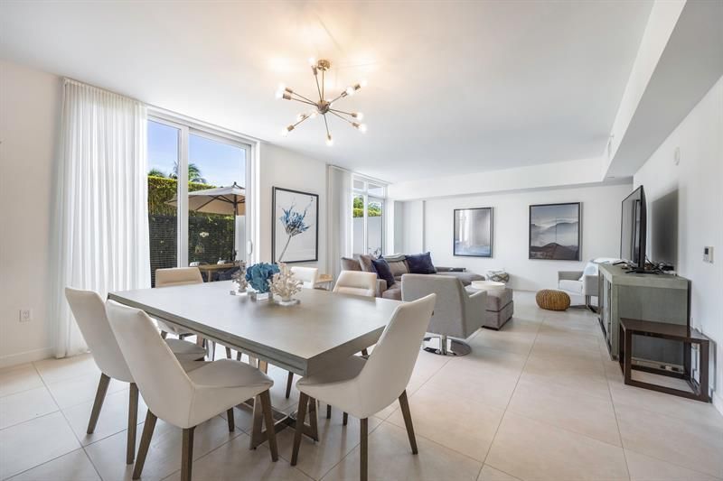 401 N Birch Road, Unit TH7, Fort Lauderdale, FL 33304 Photo