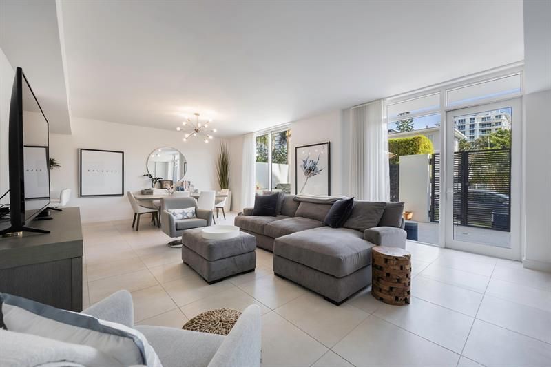 401 N Birch Road, Unit TH7, Fort Lauderdale, FL 33304 Photo