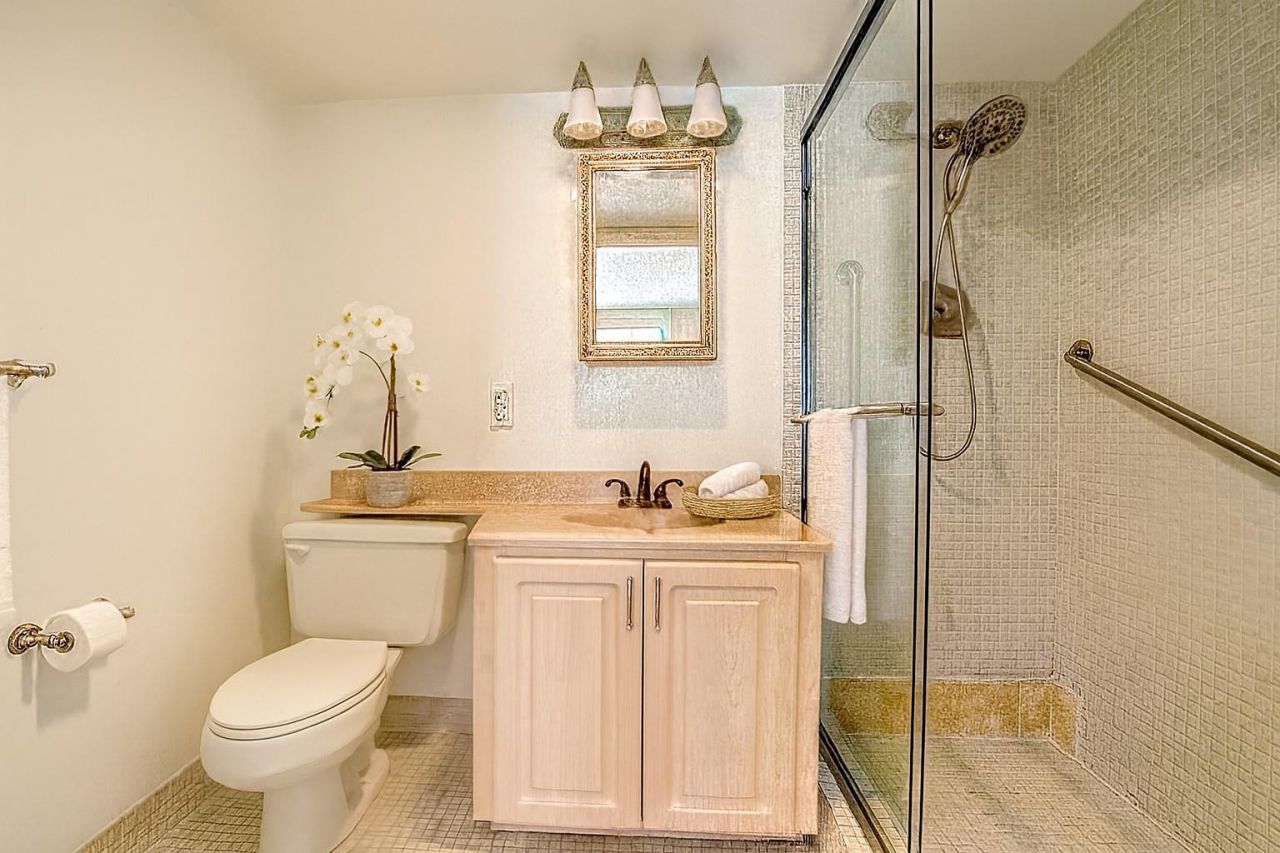 3100 NE 48th Street, Unit 907, Fort Lauderdale, FL 33308 Photo