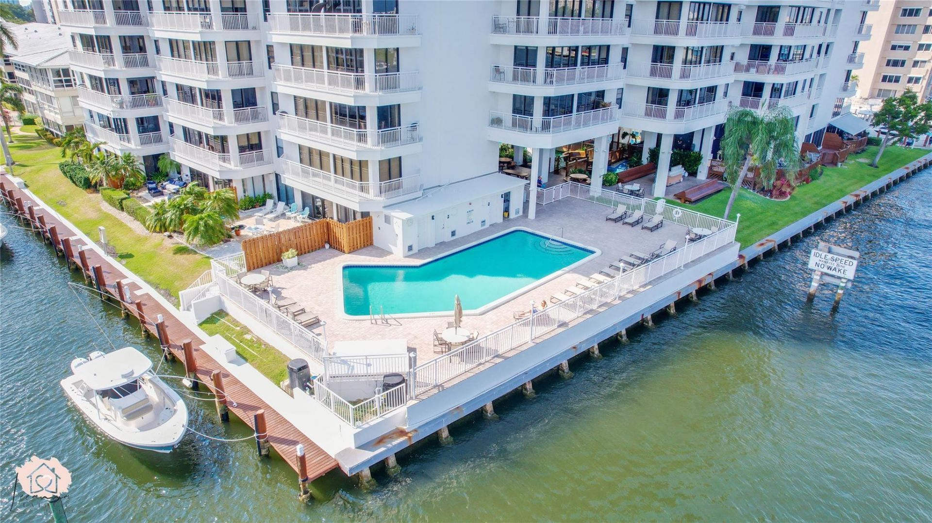 3100 NE 48th Street, Unit 907, Fort Lauderdale, FL 33308 Photo