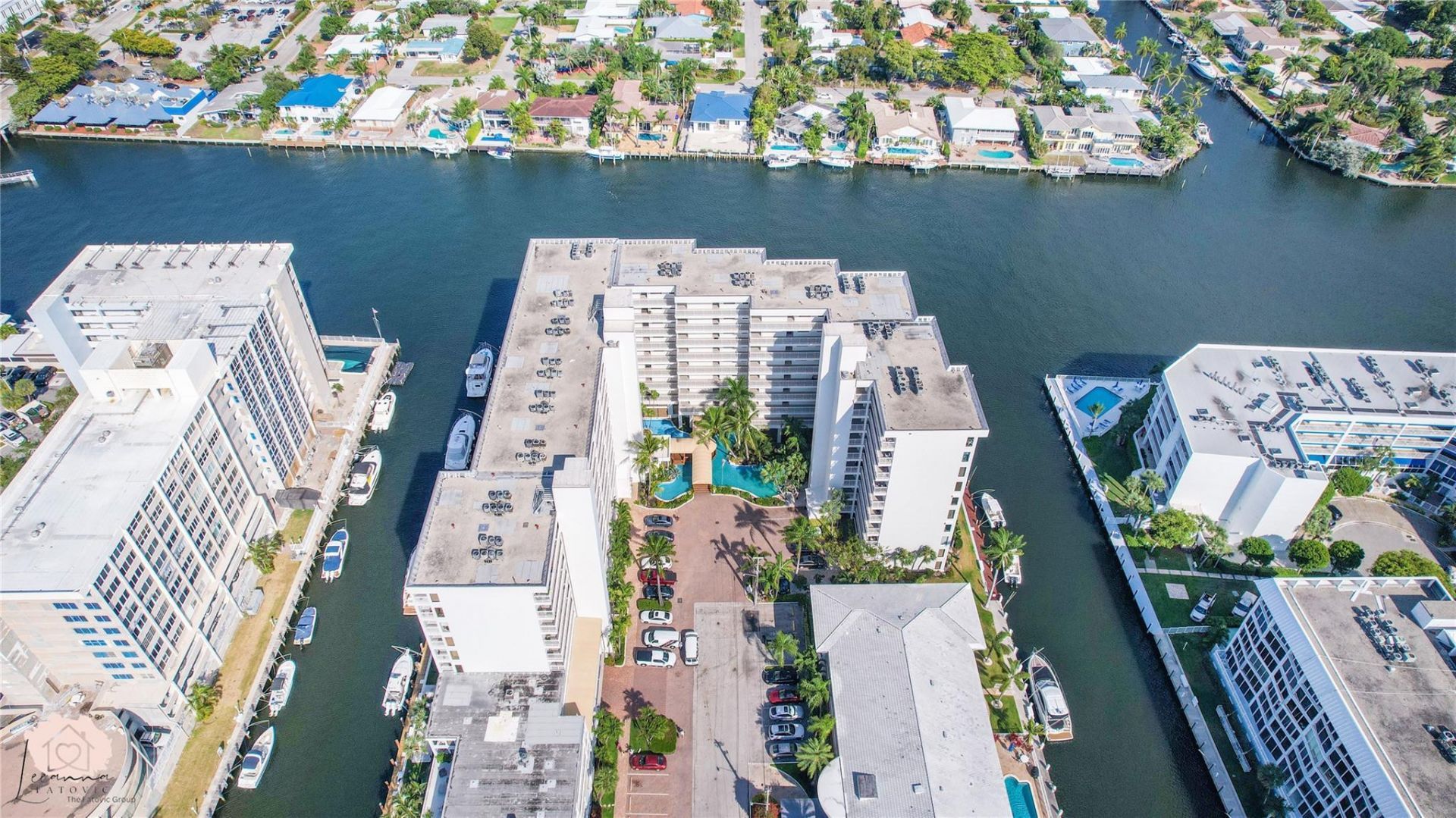 3100 NE 48th Street, Unit 907, Fort Lauderdale, FL 33308 Photo