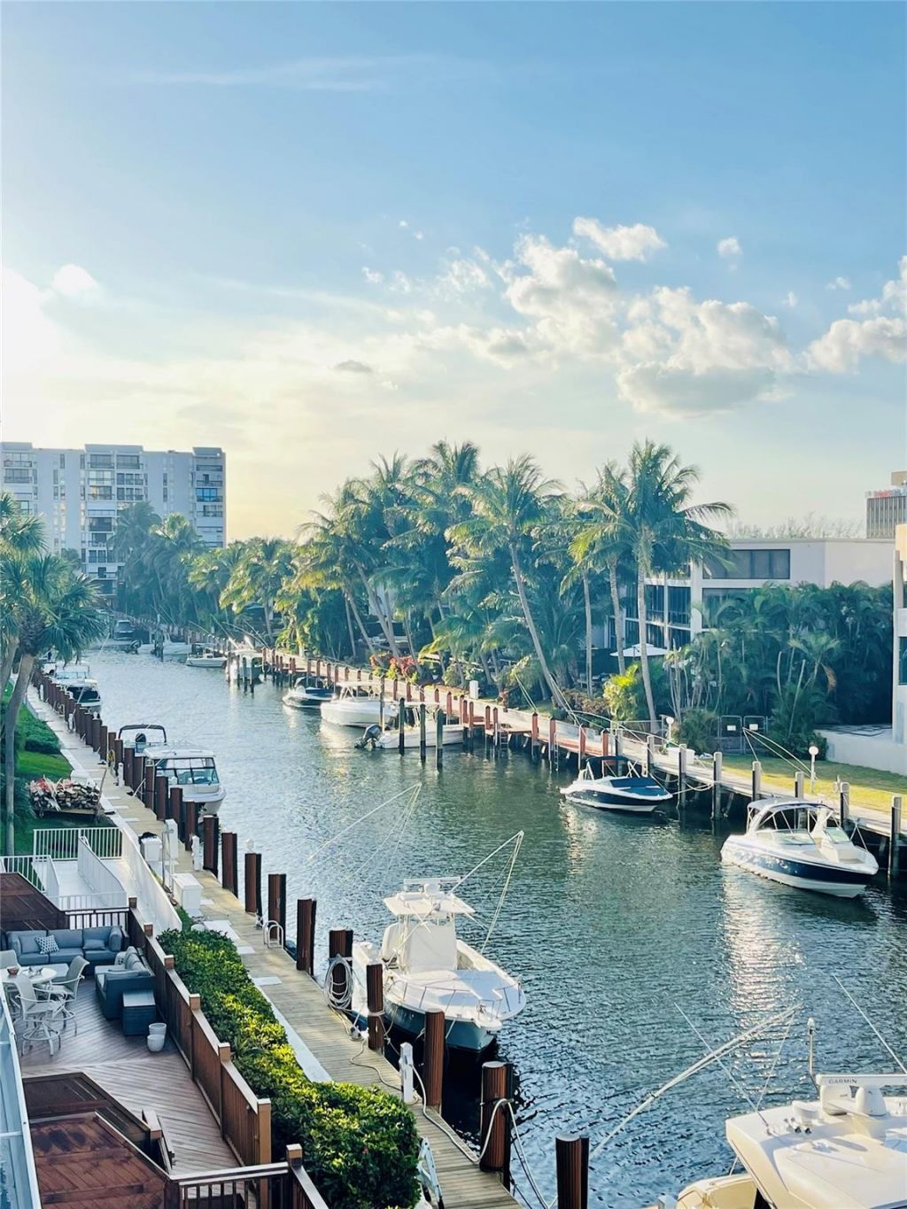 3100 NE 48th Street, Unit 907, Fort Lauderdale, FL 33308 Photo