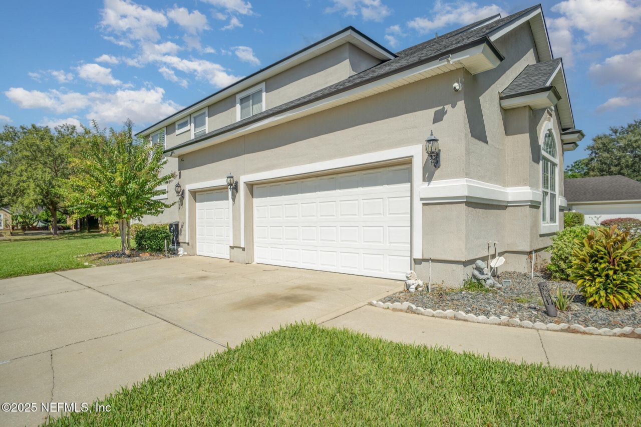 4536 Ecton Lane E, Jacksonville, FL 32246 Photo