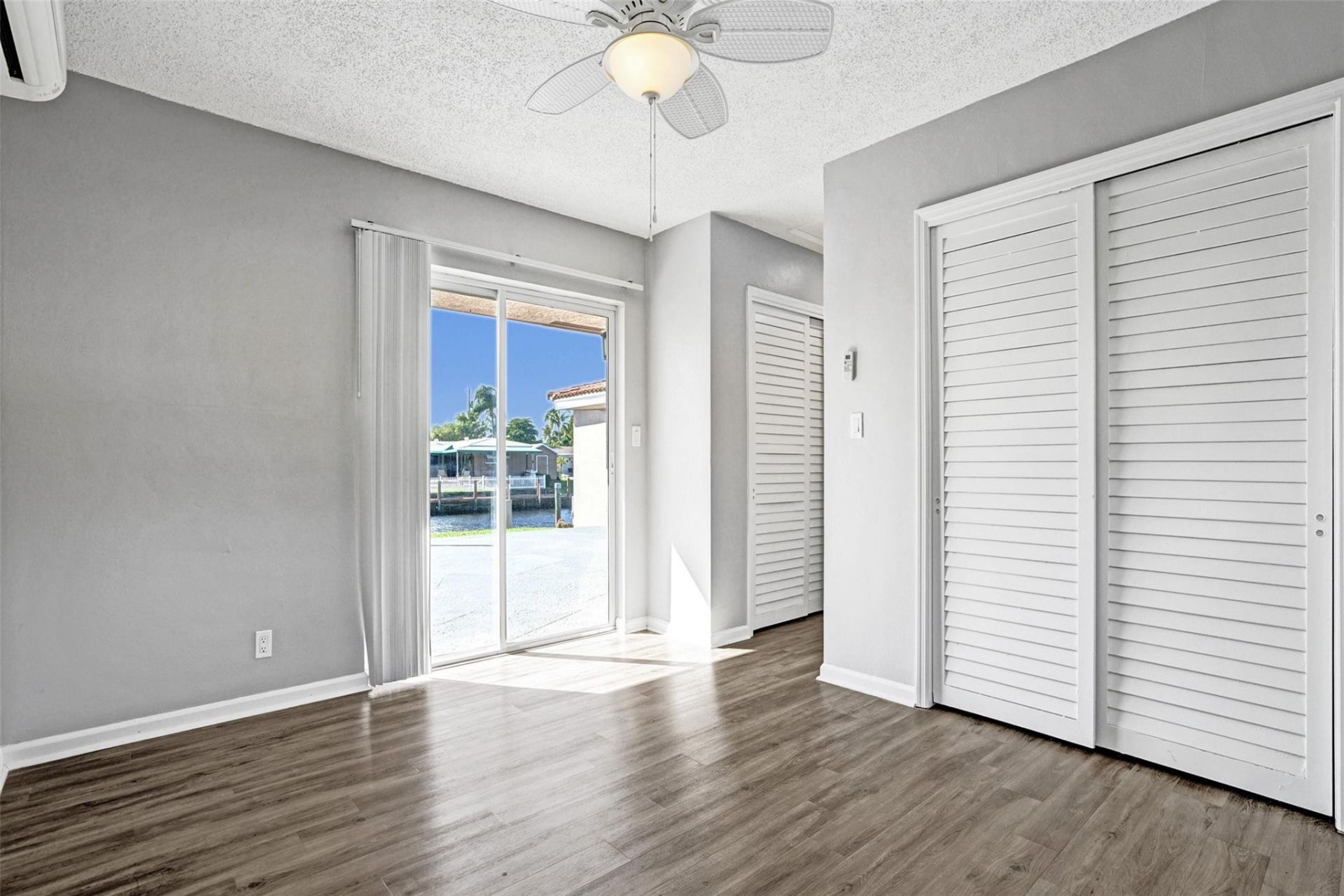 949 SE 10th Court, Pompano Beach, FL 33060 Photo