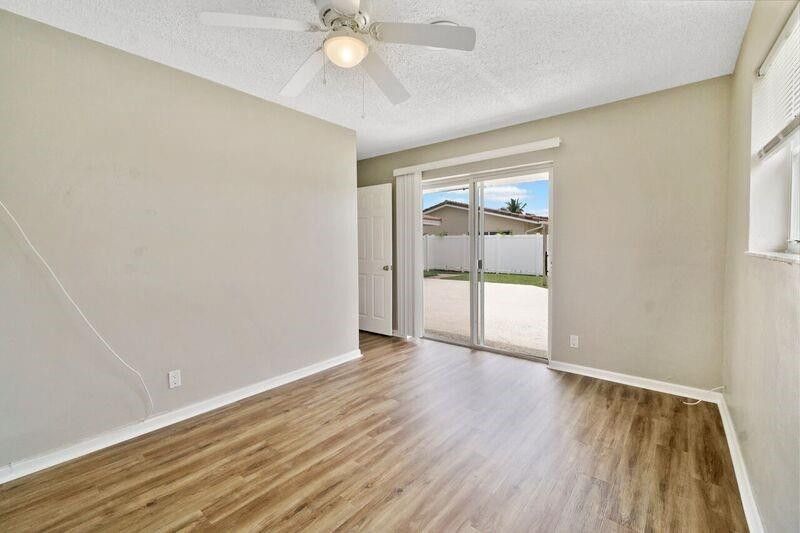 949 SE 10th Court, Pompano Beach, FL 33060 Photo