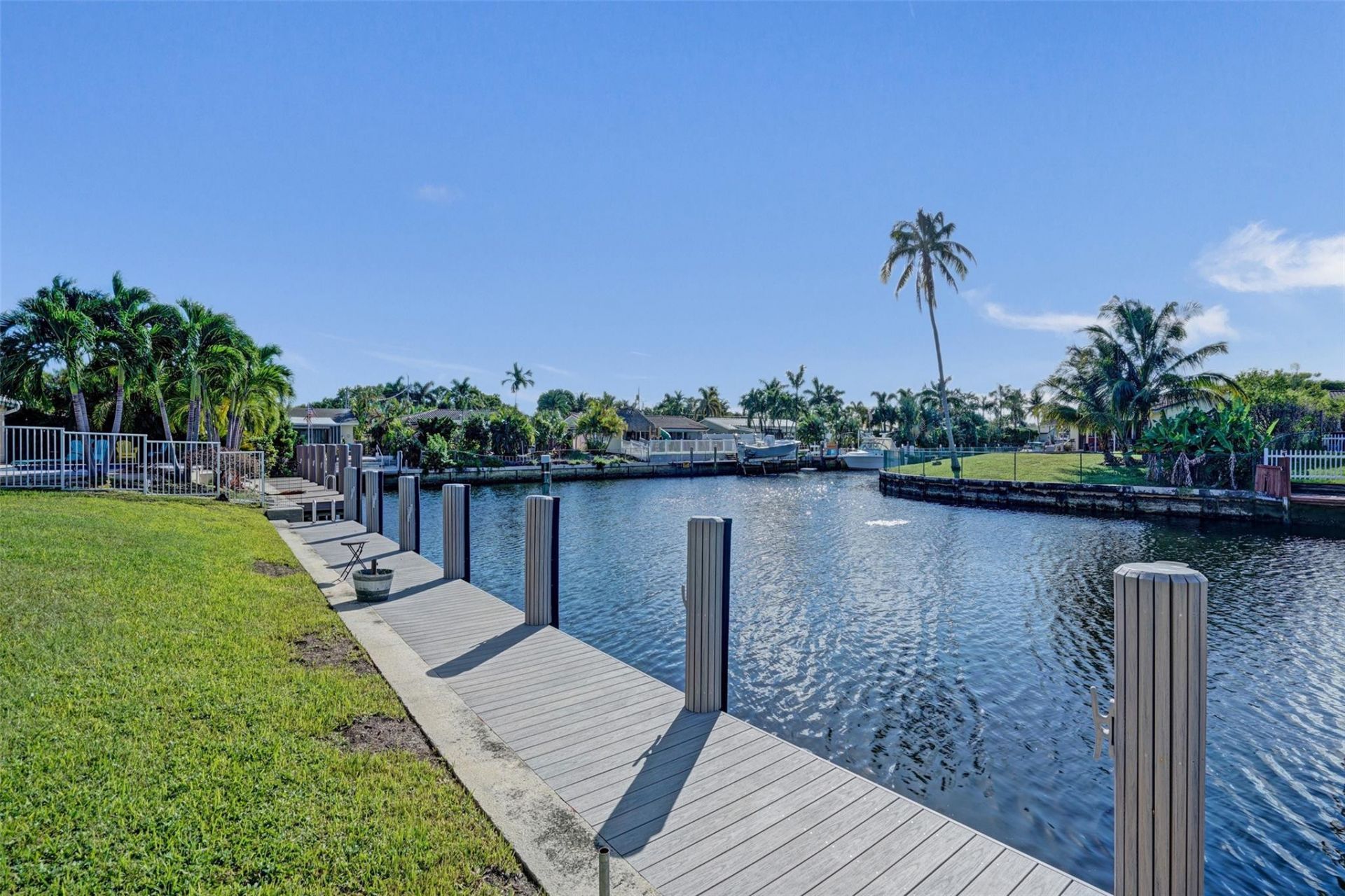 949 SE 10th Court, Pompano Beach, FL 33060 Photo