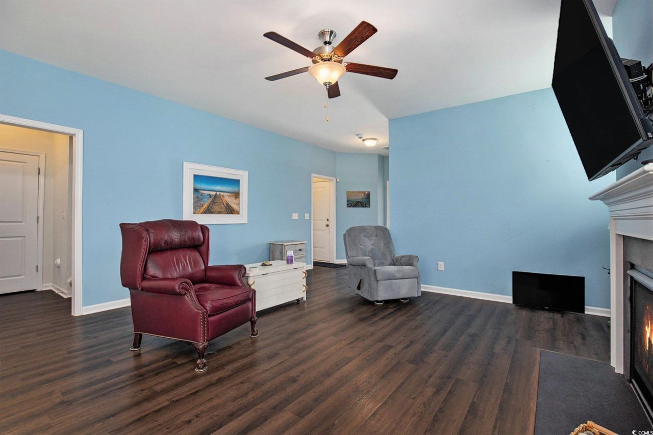 1186 Pyxie Moss Dr. Photo 6