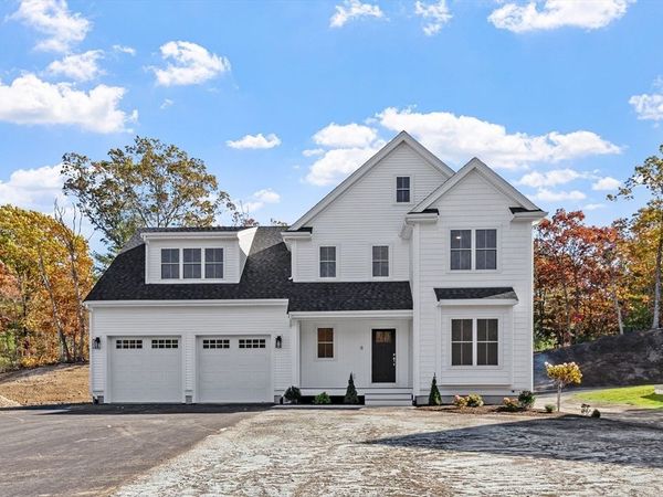 13 Waites Crossing Way, Norfolk, MA 02056