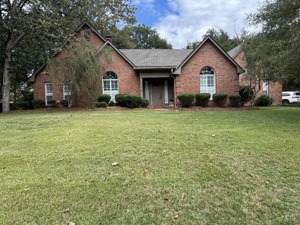 1913 Pheasant Run, Tupelo, MS 38801