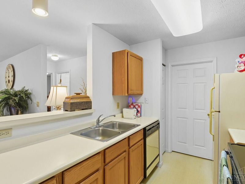 12041 Carrington Lane, Unit 103, Symmes Township, OH 45140 Photo 18