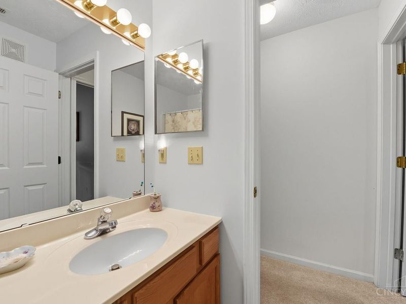 12041 Carrington Lane, Unit 103, Symmes Township, OH 45140 Photo 24