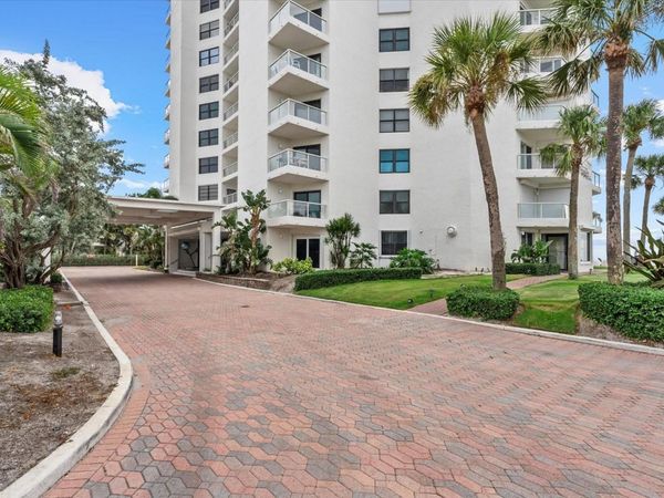 1000 LONGBOAT CLUB ROAD, Unit 1001, LONGBOAT KEY, FL 34228
