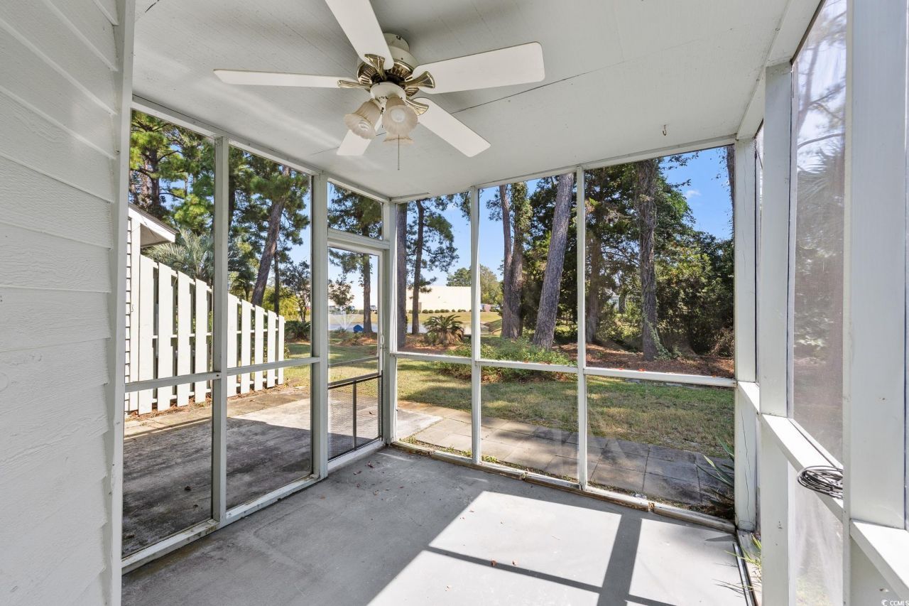 33 Shadow Moss Pl. Photo 34