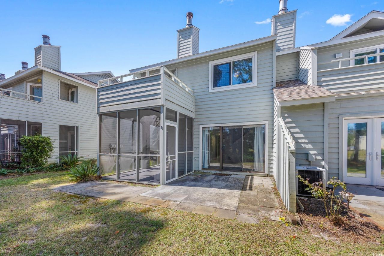 33 Shadow Moss Pl. Photo 37