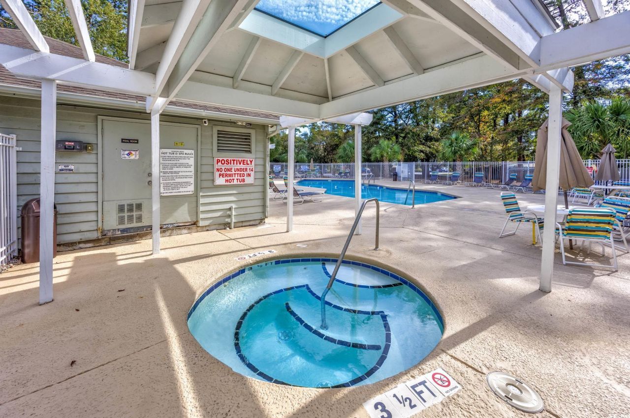 100 Shadow Moss Pl. Photo 40