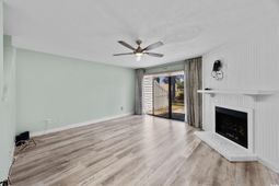 100 Shadow Moss Pl. photo 4