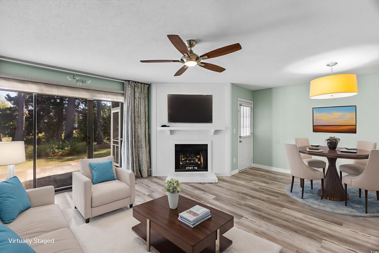 100 Shadow Moss Pl. Photo 6