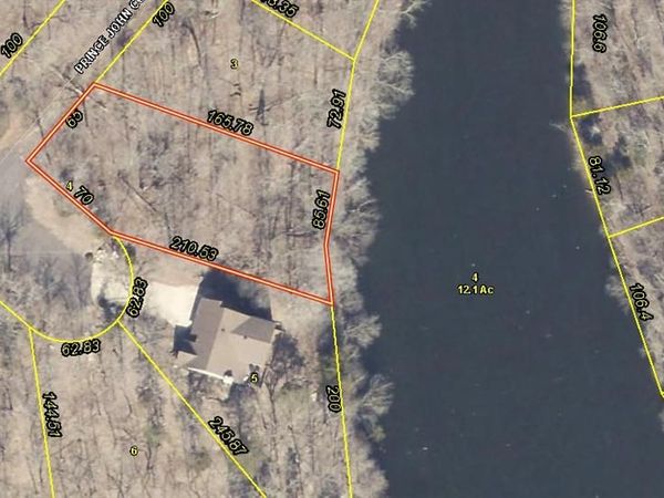 1850 Prince John Drive, Lake Sherwood, MO 63357