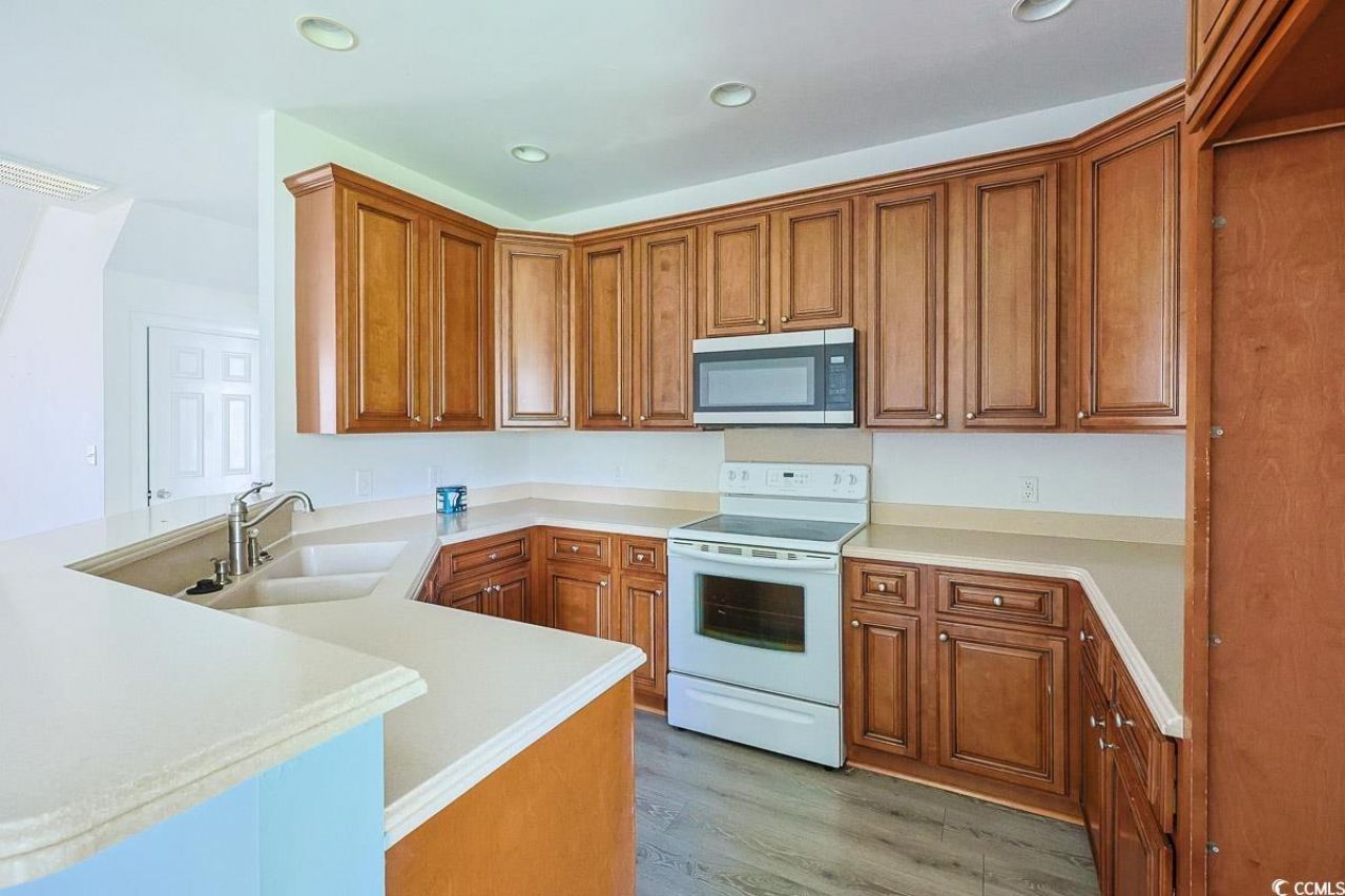 524 Cottage Oaks Circle Photo 10