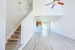 524 Cottage Oaks Circle photo 4