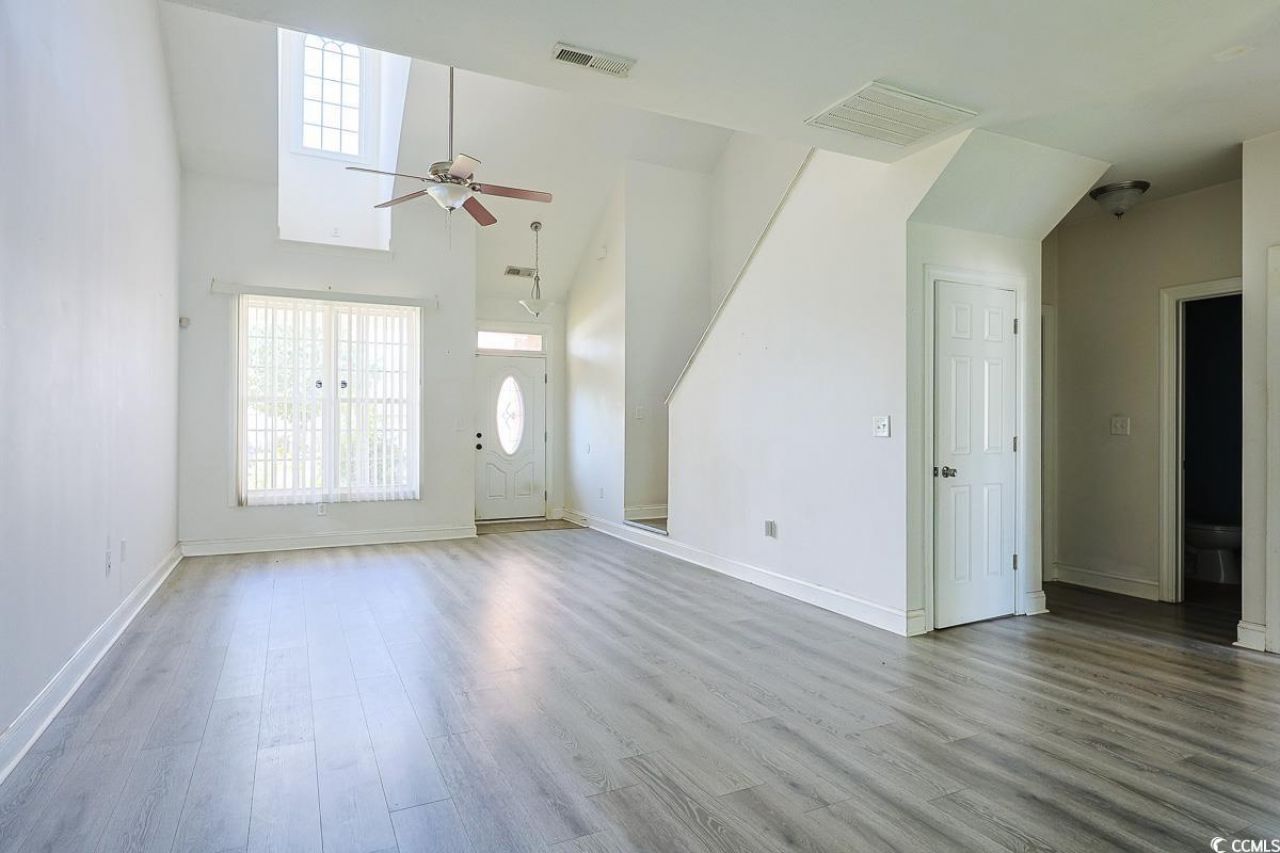 524 Cottage Oaks Circle Photo 6