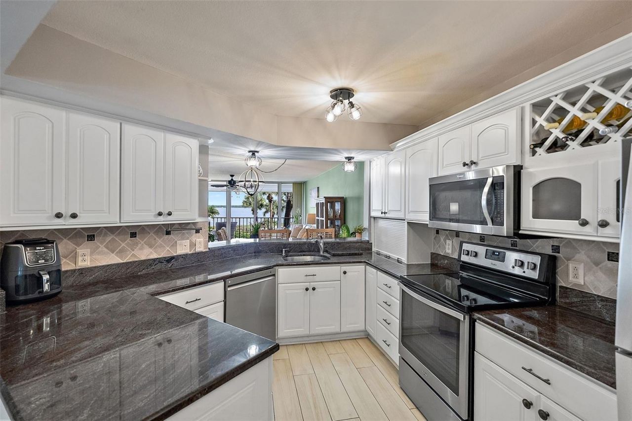 5151 Isla Key Boulevard S, Unit 223, Saint Petersburg, FL 33715 Photo