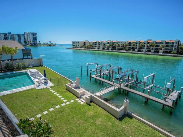 678 76TH AVENUE, Unit 5, ST PETE BEACH, FL 33706