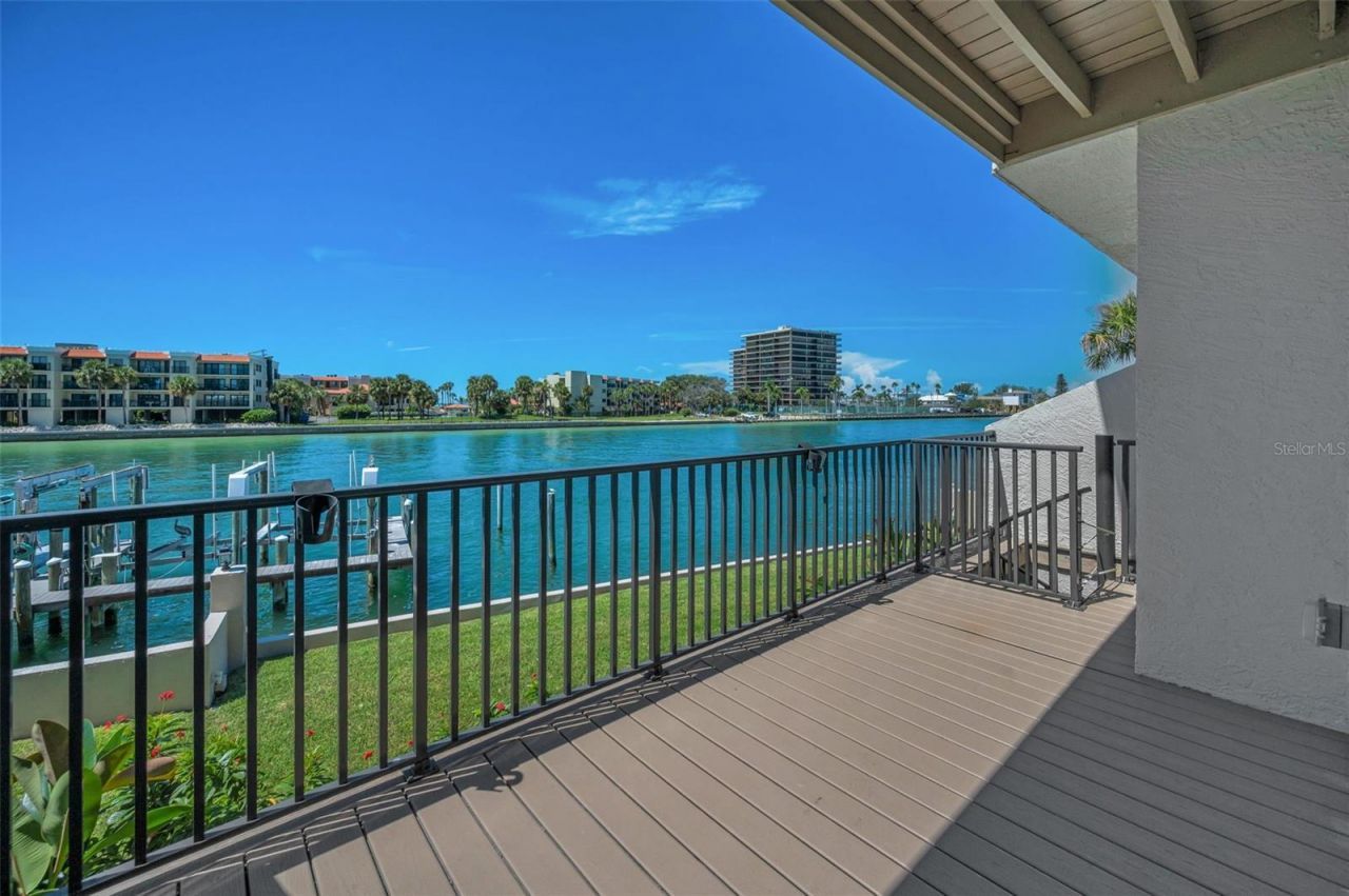 678 76th Avenue, Unit 5, Saint Pete Beach, FL 33706 Photo