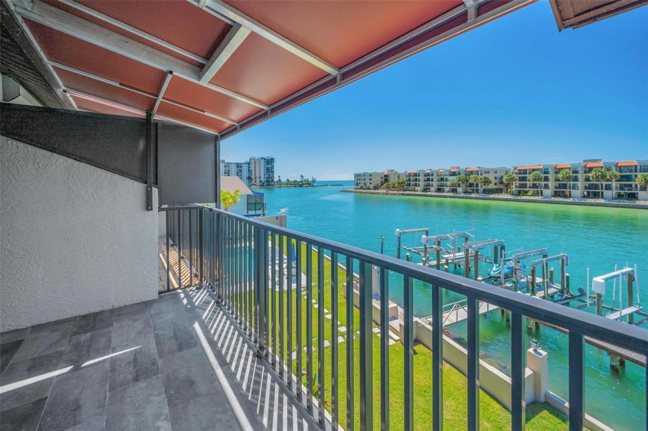 678 76th Avenue, Unit 5, Saint Pete Beach, FL 33706 Photo