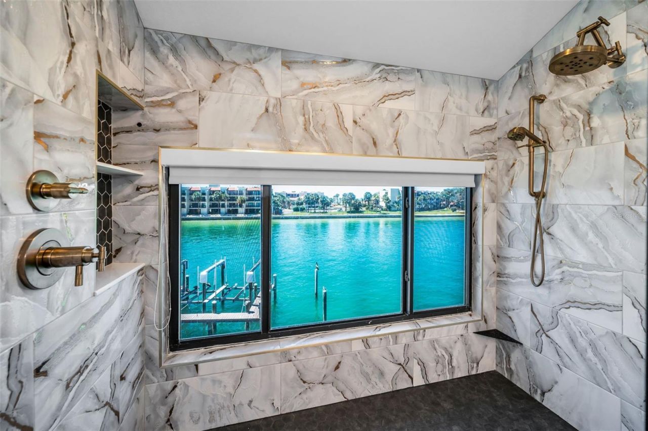 678 76th Avenue, Unit 5, Saint Pete Beach, FL 33706 Photo