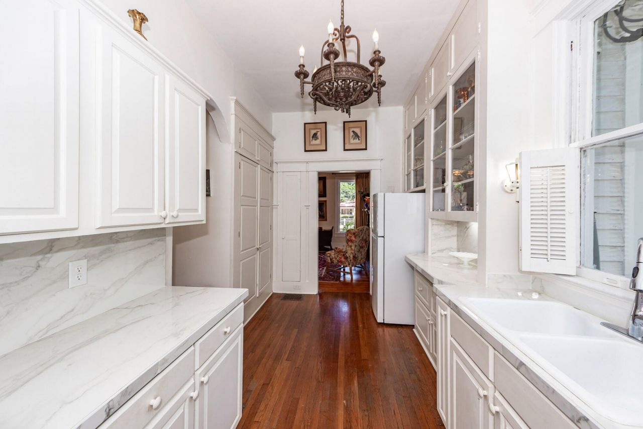 458 Hampton Street Photo 27