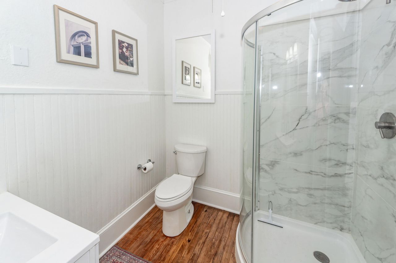 458 Hampton Street Photo 54