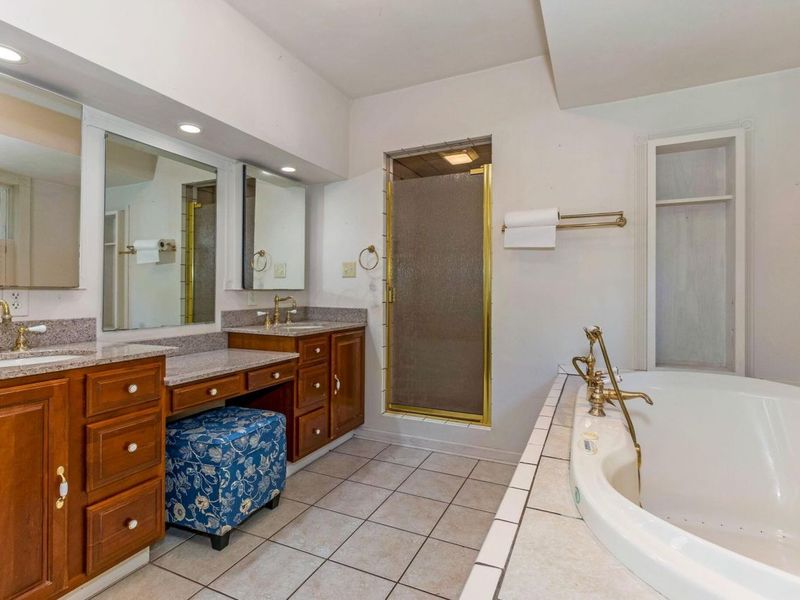 1066 Lanreco Boulevard, Lancaster, OH 43130 Photo 35