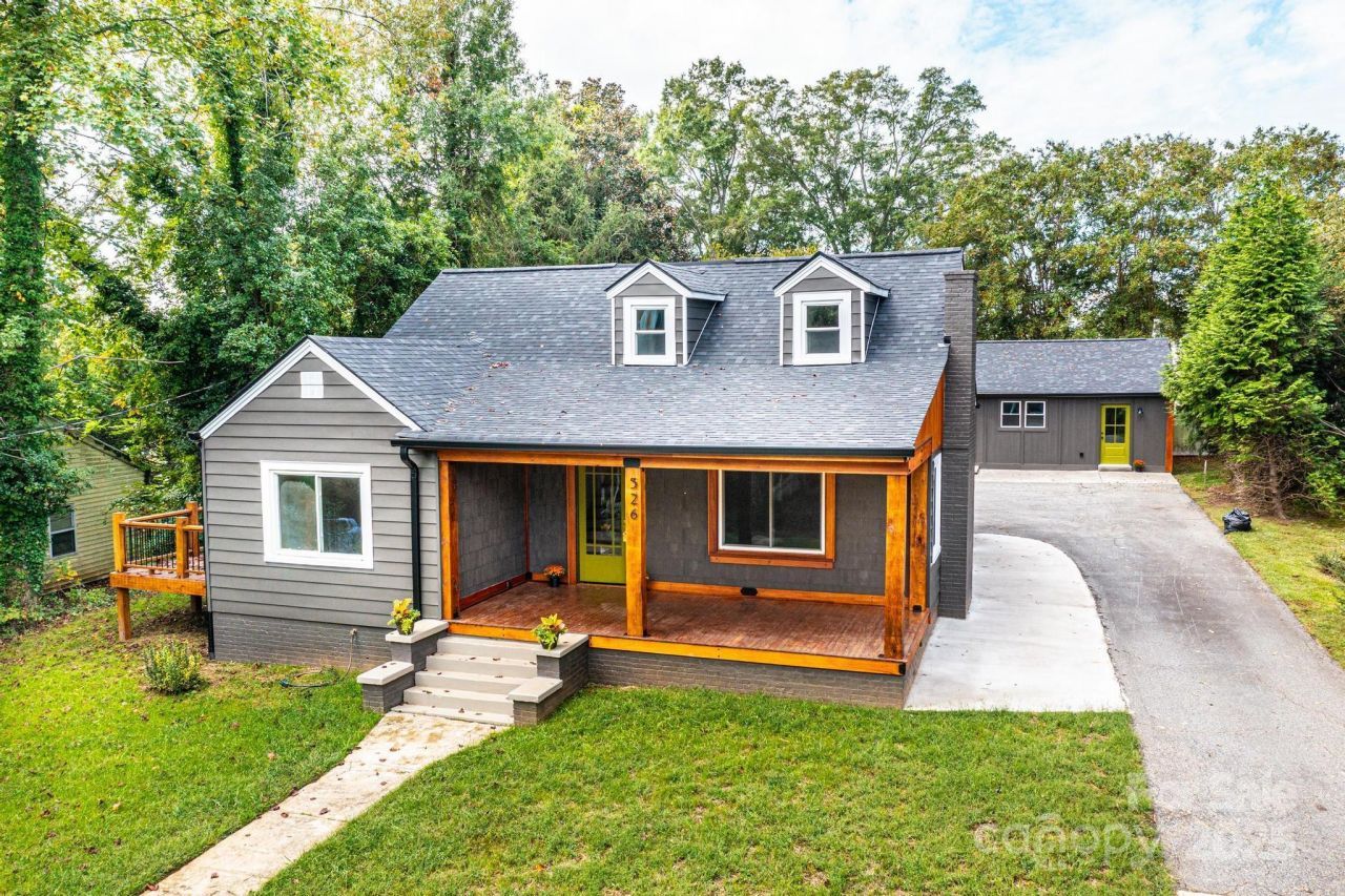 526 Kentwood Street Sw, Lenoir, NC 28645 Main Photo