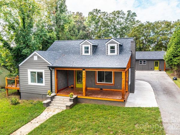 526 Kentwood Street SW, Lenoir, NC 28645