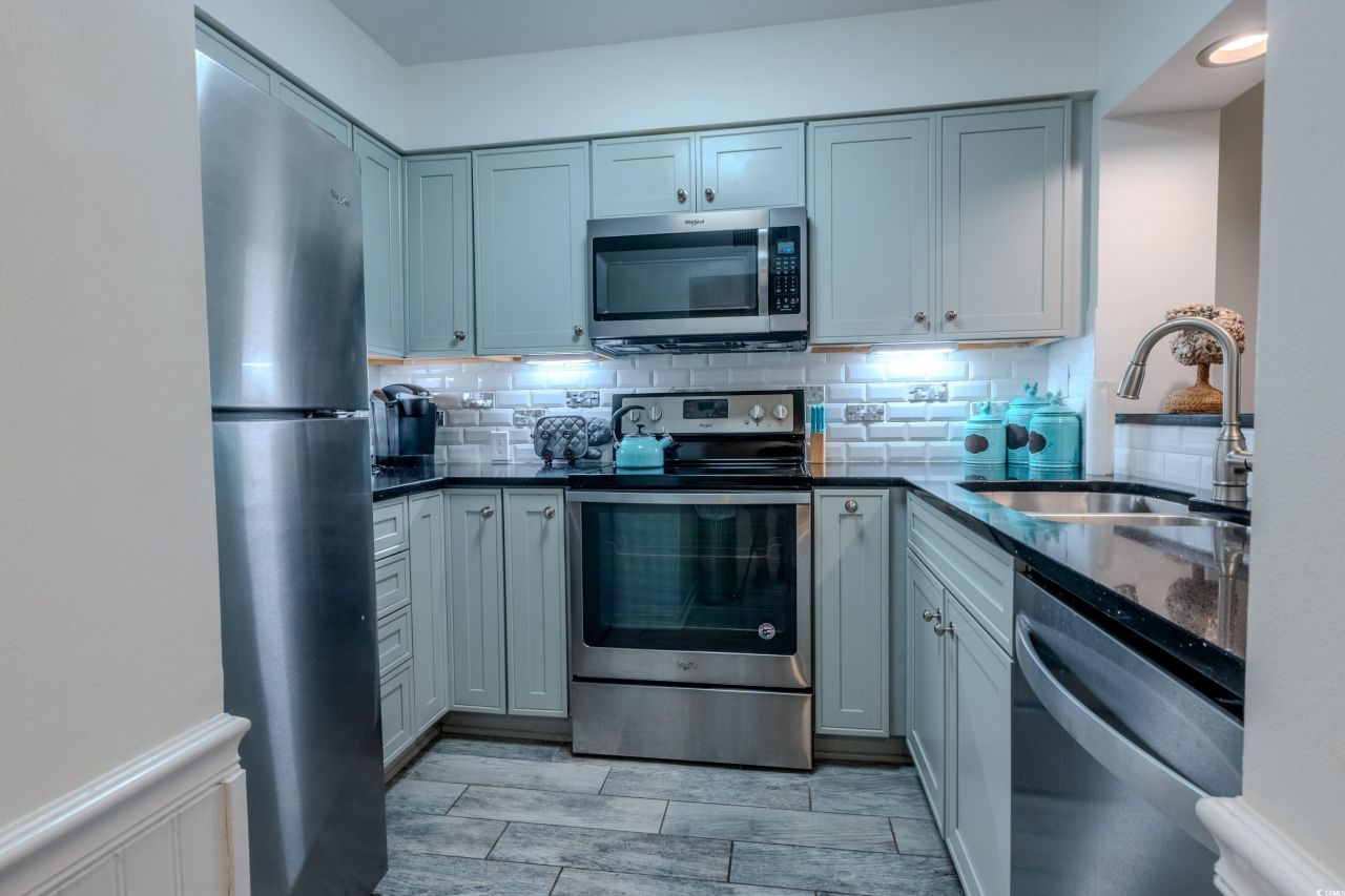 180 Rothbury Ct. Photo 17