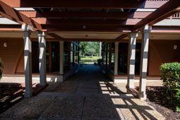 180 Rothbury Ct. photo 4