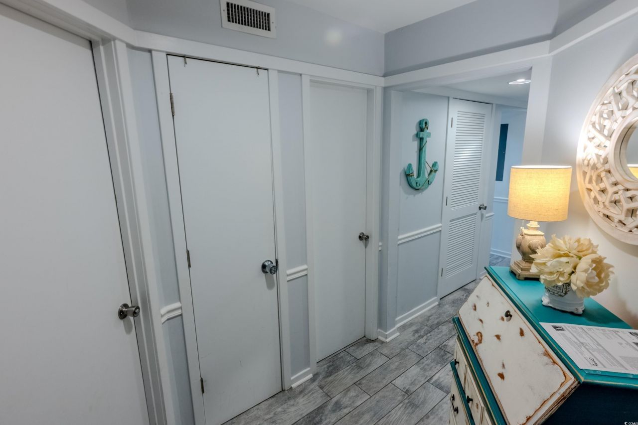 180 Rothbury Ct. Photo 29