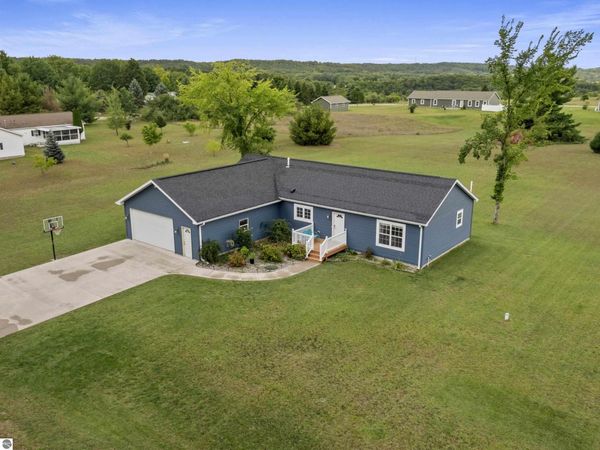 2400 Scenic Circle, Honor, MI 49640