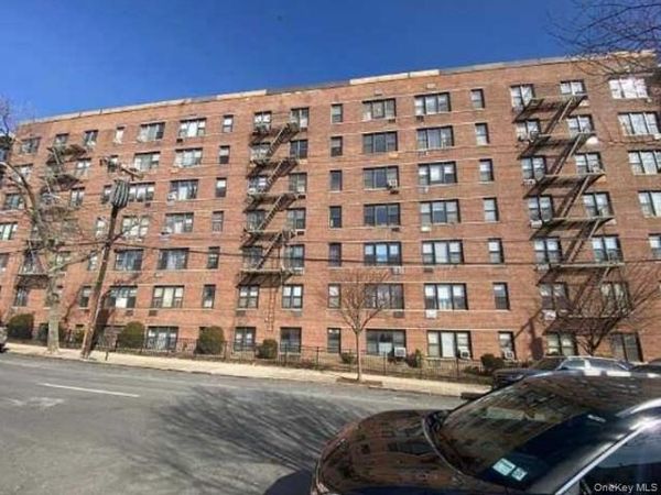 145 LINCOLN Avenue, Unit APT 6J, Staten Island, NY 10306