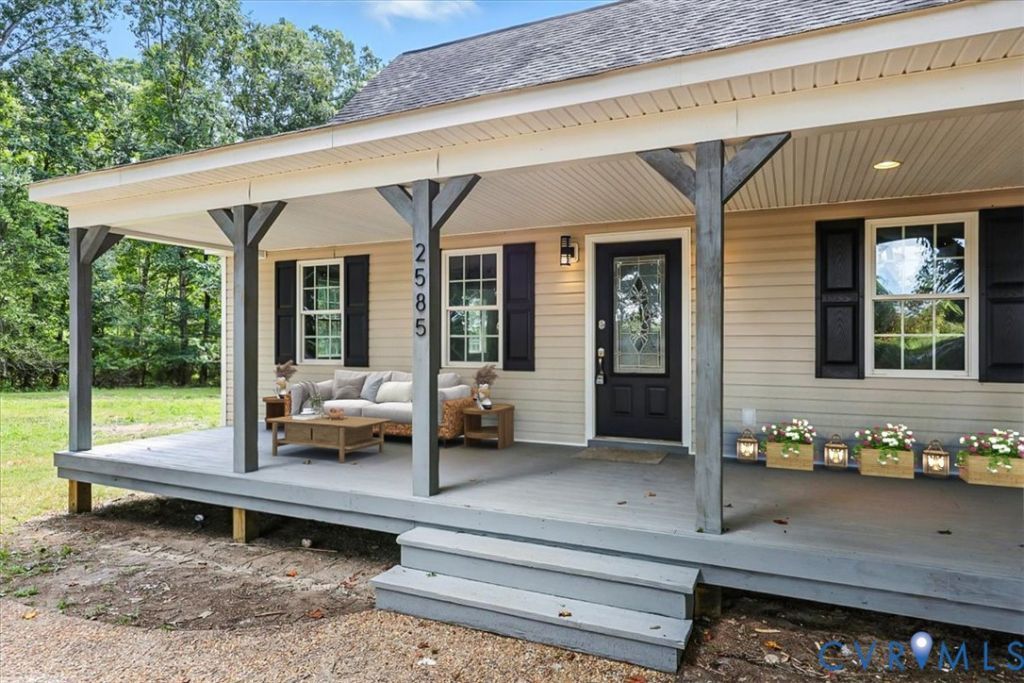 2585 Pilkington Road Powhatan, VA 23139