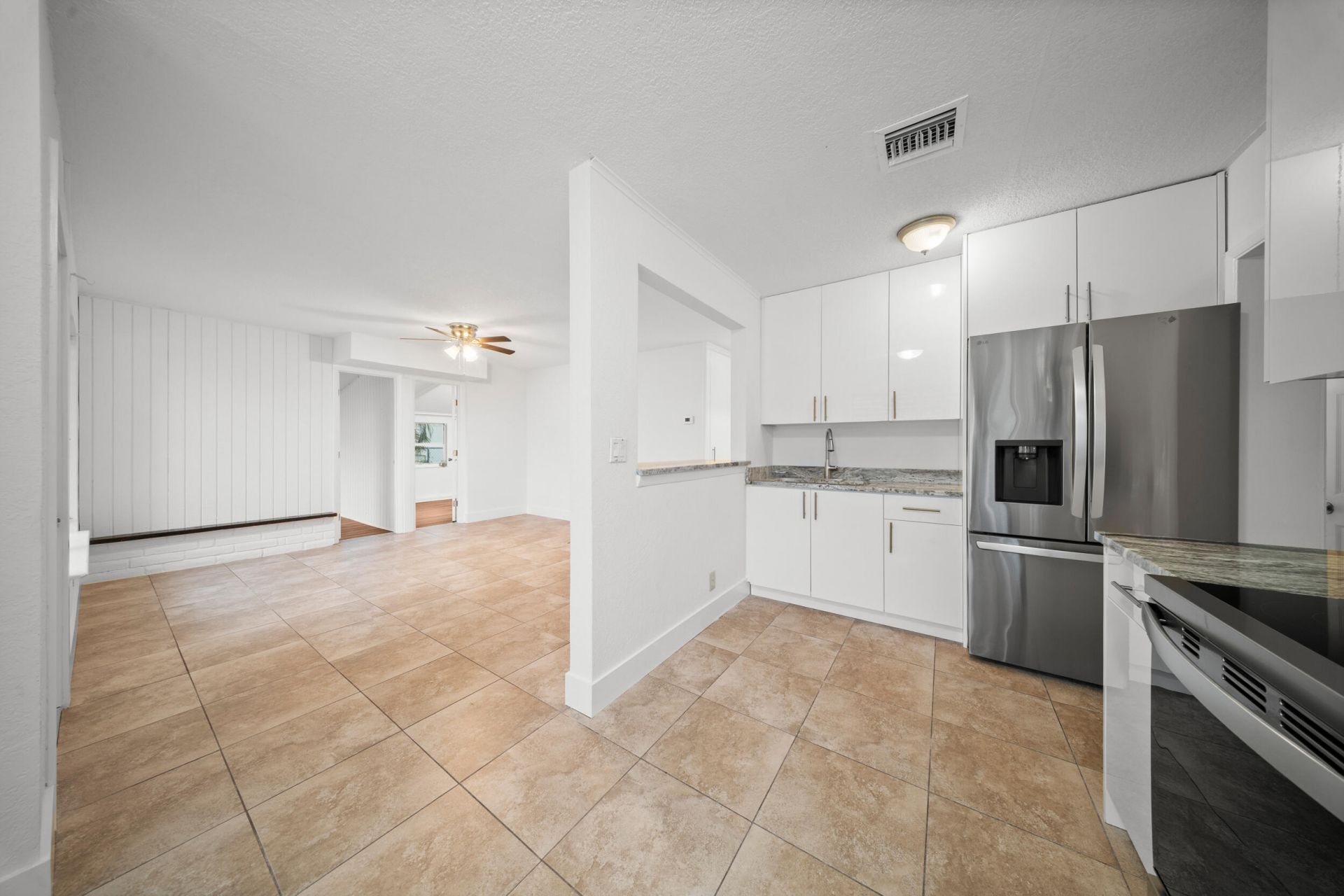 2904 SE Bamboo Street, Stuart, FL 34997 Photo