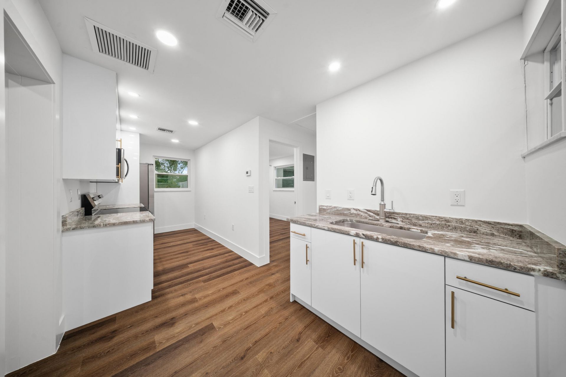 2904 SE Bamboo Street, Stuart, FL 34997 Photo