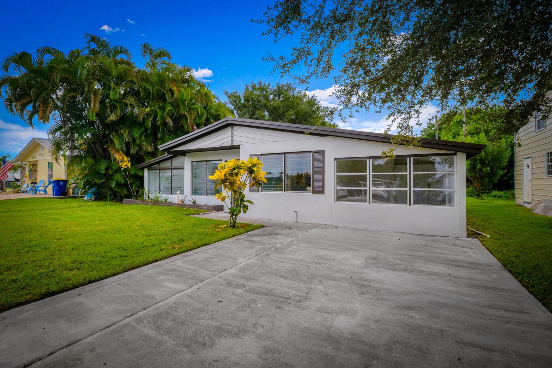 2904 SE Bamboo Street, Stuart, FL 34997 Photo