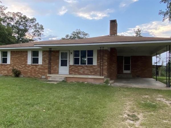 100 Wells Road, Amity, AR 71921