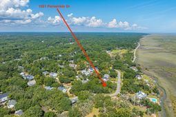 1551 Periwinkle Drive photo 4