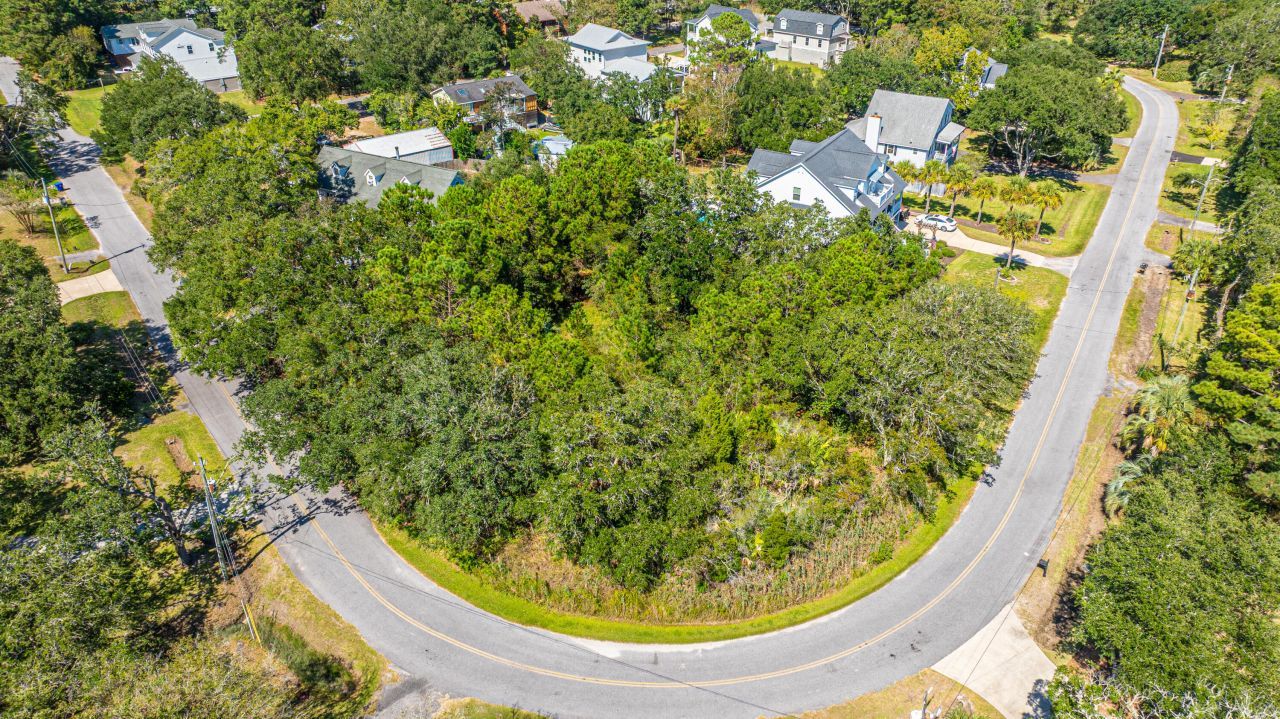 1551 Periwinkle Drive Photo 6