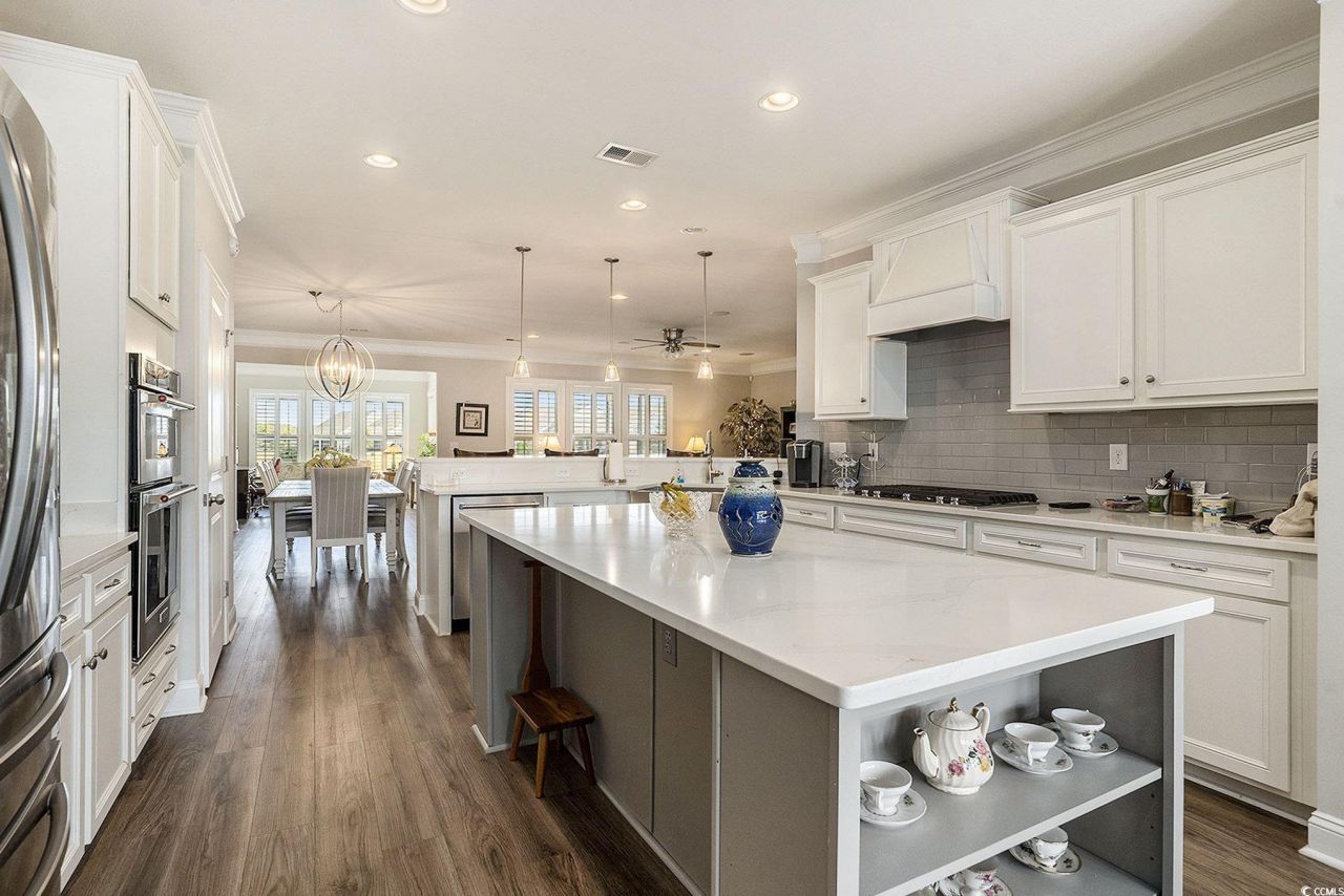 6586 Brindisi St. Photo 13